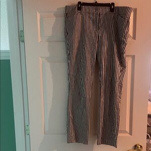 New York & Company Black and White Striped Women’s Dress Pants